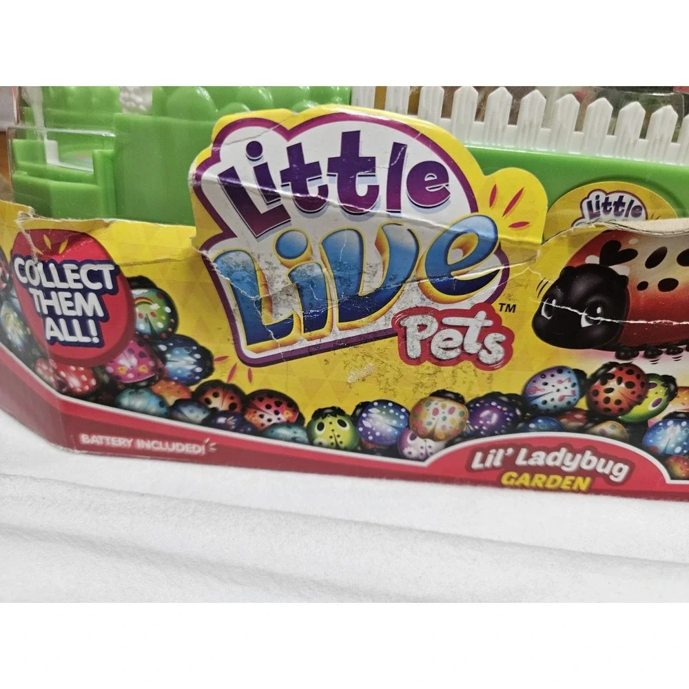 Little Live Pets Lil' Ladybug Garden Playset Exclusive Spotsy & Baby   NEW READ